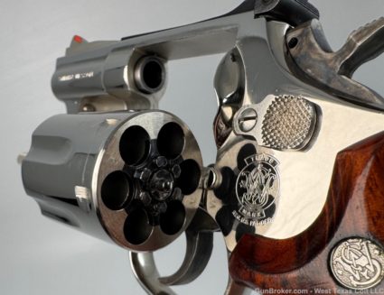 1982 S&W Model 19-5 Combat Magnum 2.5" Nickel Factory Combat Grips ANIB - Image 8