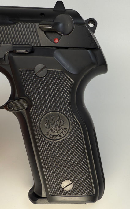 Beretta 8000F Cougar 9mm RARE Factory New Condition FIRST YEAR PRODUCTION - Image 10