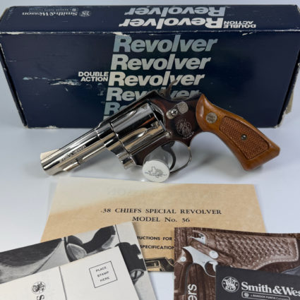 1982 S&W Model 36-1 "Chief's Special RARE 3" Barrel in Nickel ANIB